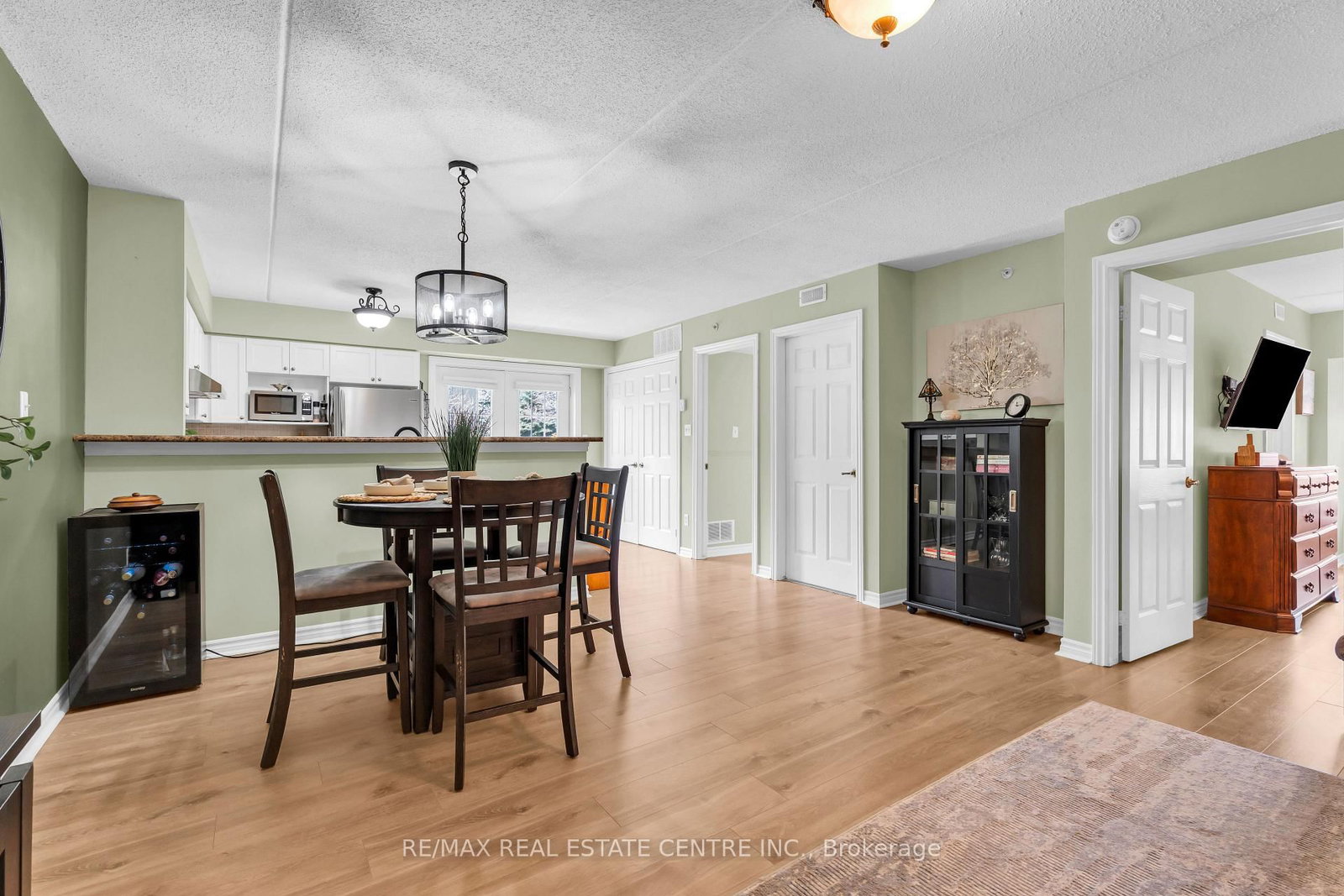 1479 Maple Avenue, Unit 102 - Photo 15