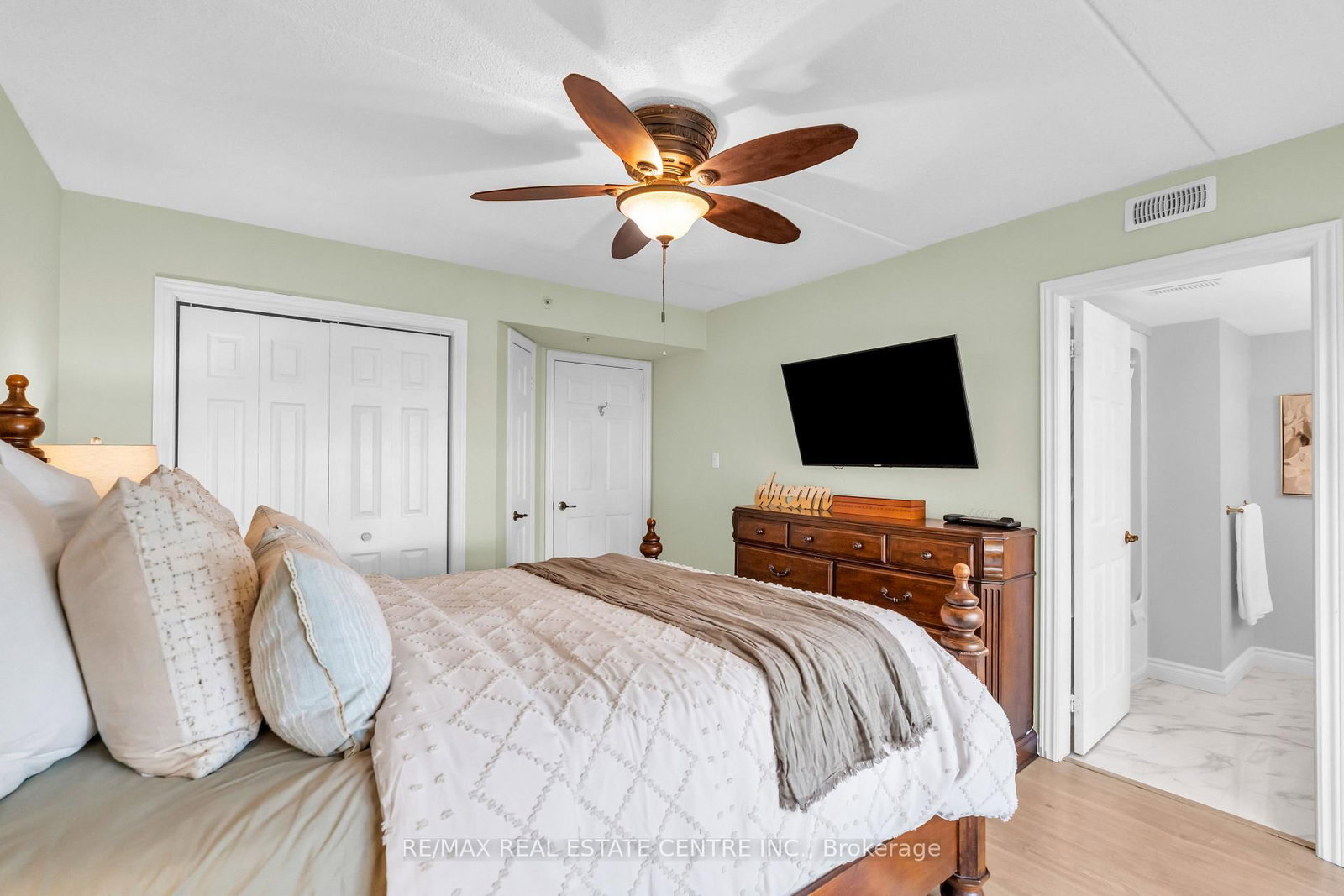 1479 Maple Avenue, Unit 102 - Photo 30