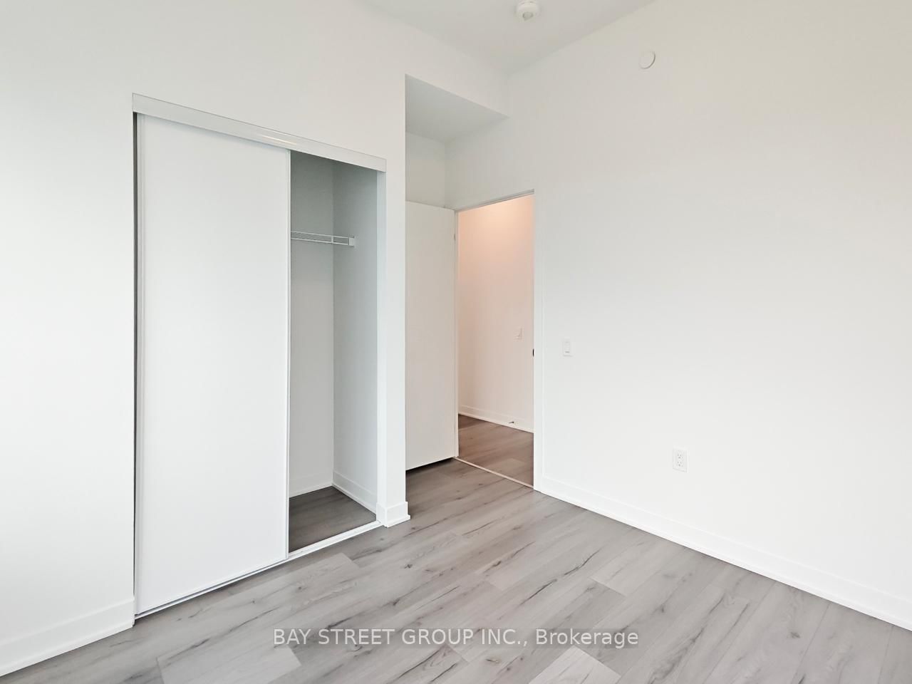 395 Dundas Street W, Unit PH07 - Photo 16