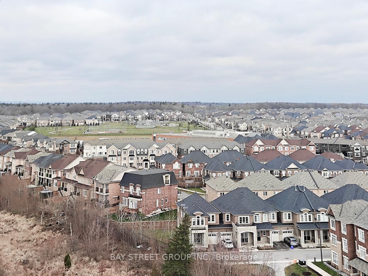 395 Dundas Street W, Unit PH07 - Photo 20