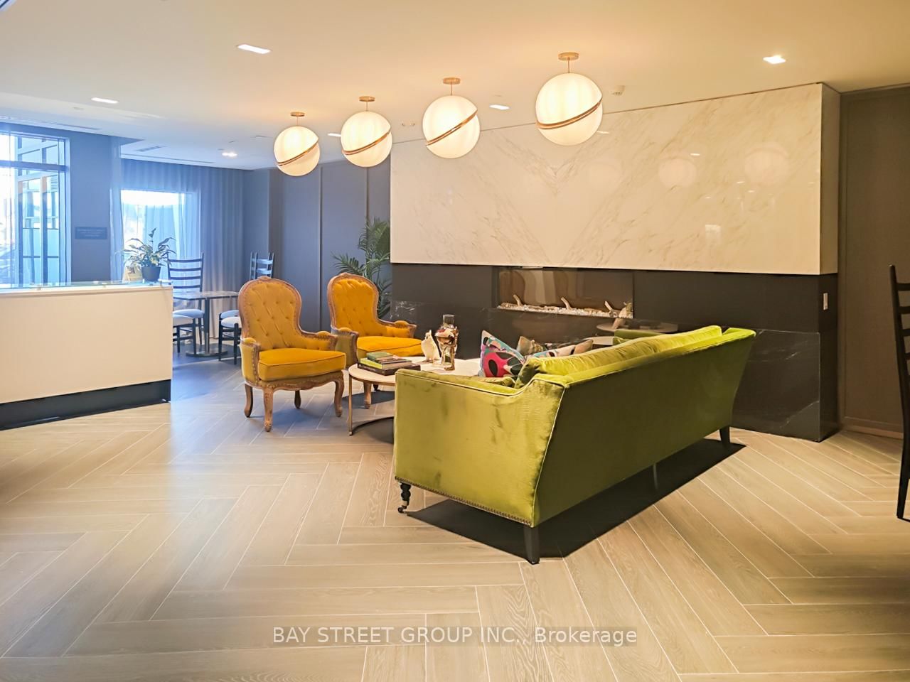 395 Dundas Street W, Unit PH07 - Photo 24