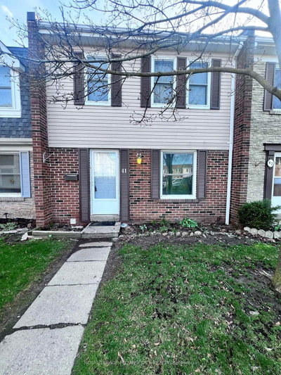 3-bed Townhouse, Condo · 1020 Central Park Dr