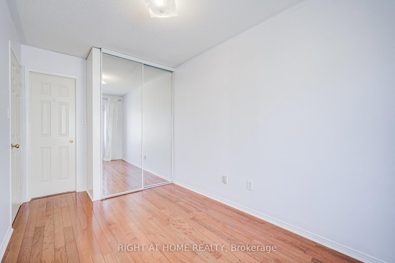 1222 Parkwest Place, Unit 34 - Photo 26