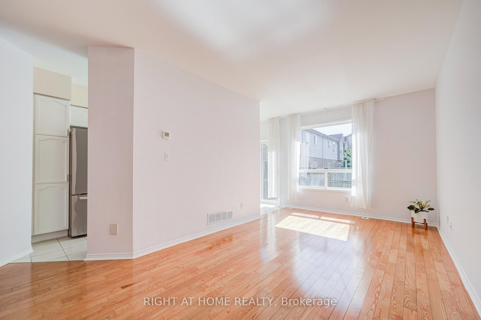 1222 Parkwest Place, Unit 34 - Photo 7