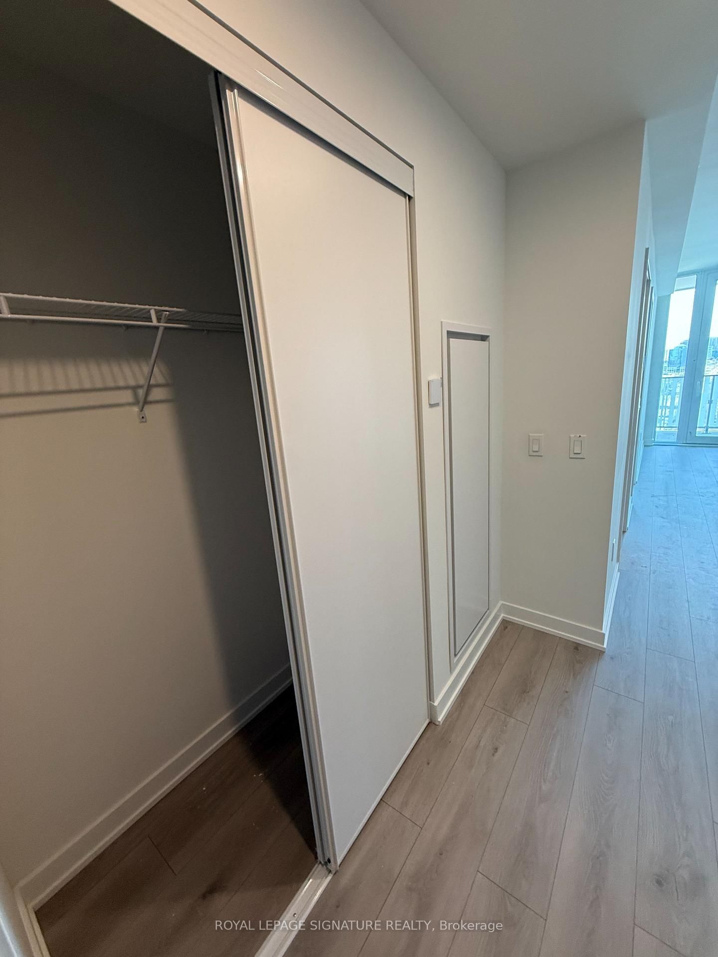 1 Fairview Road E, Unit 2006 - Photo 21