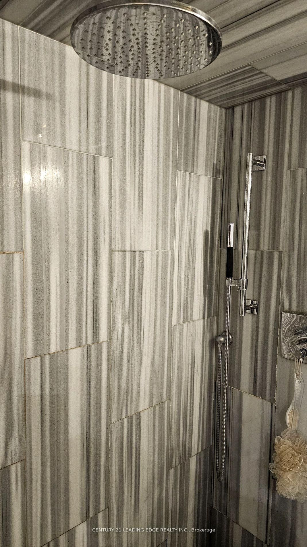 335 Rathburn Road W, Unit 1501 - Photo 8