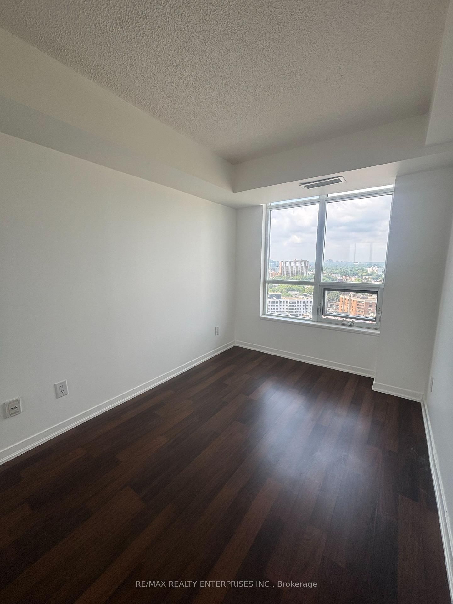 38 Joe Shuster Way, Unit 2009 - Photo 7