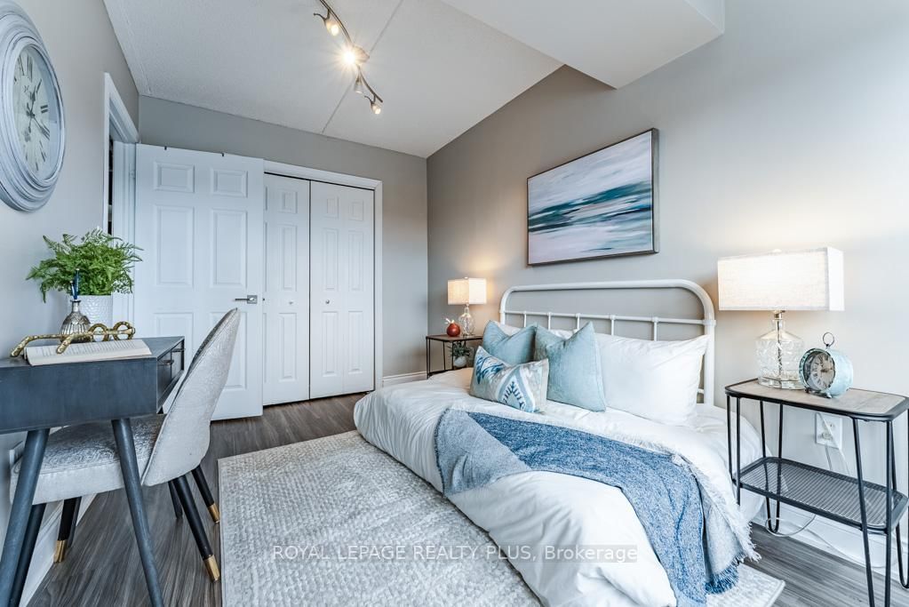 1370 Main Street E, Unit 309 - Photo 16