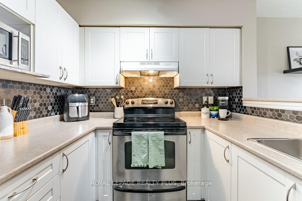 1370 Main Street E, Unit 309 - Photo 7