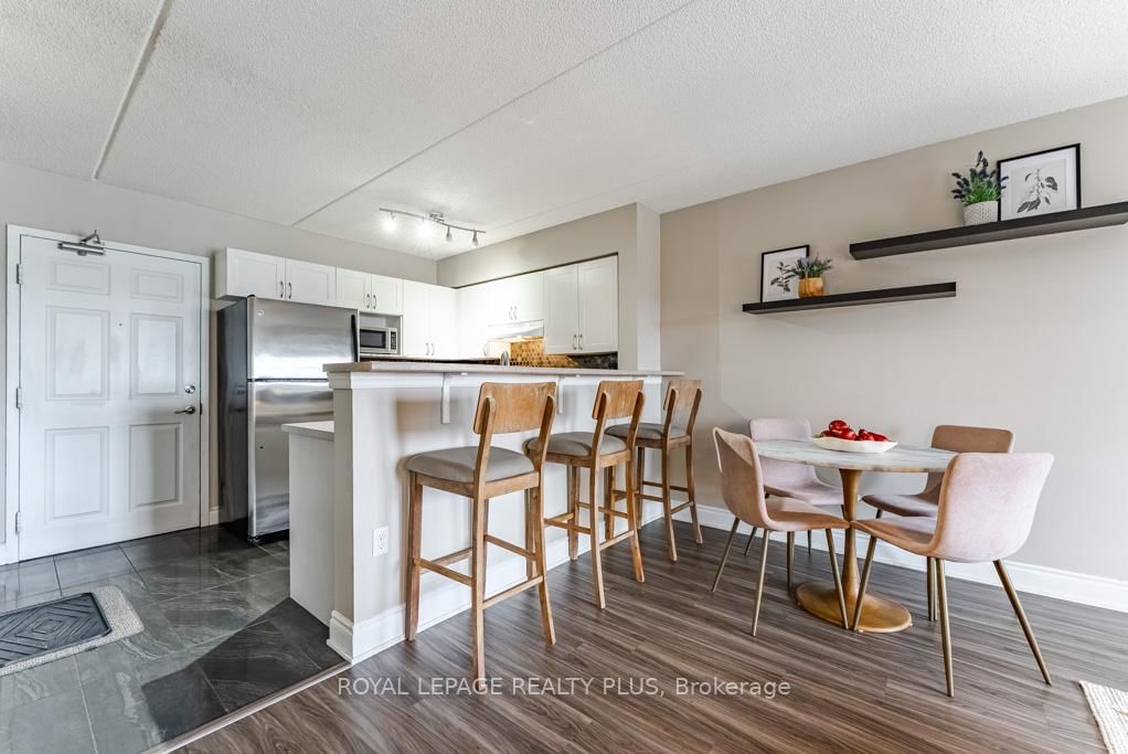 1370 Main Street E, Unit 309 - Photo 8