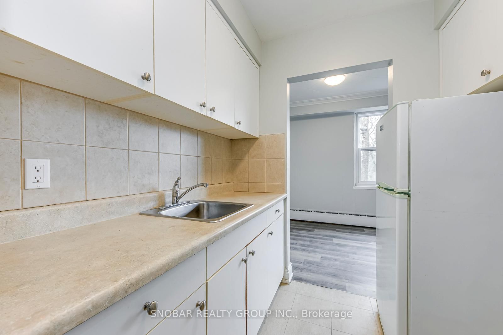 17 Station Road, Unit #11 - Photo 4