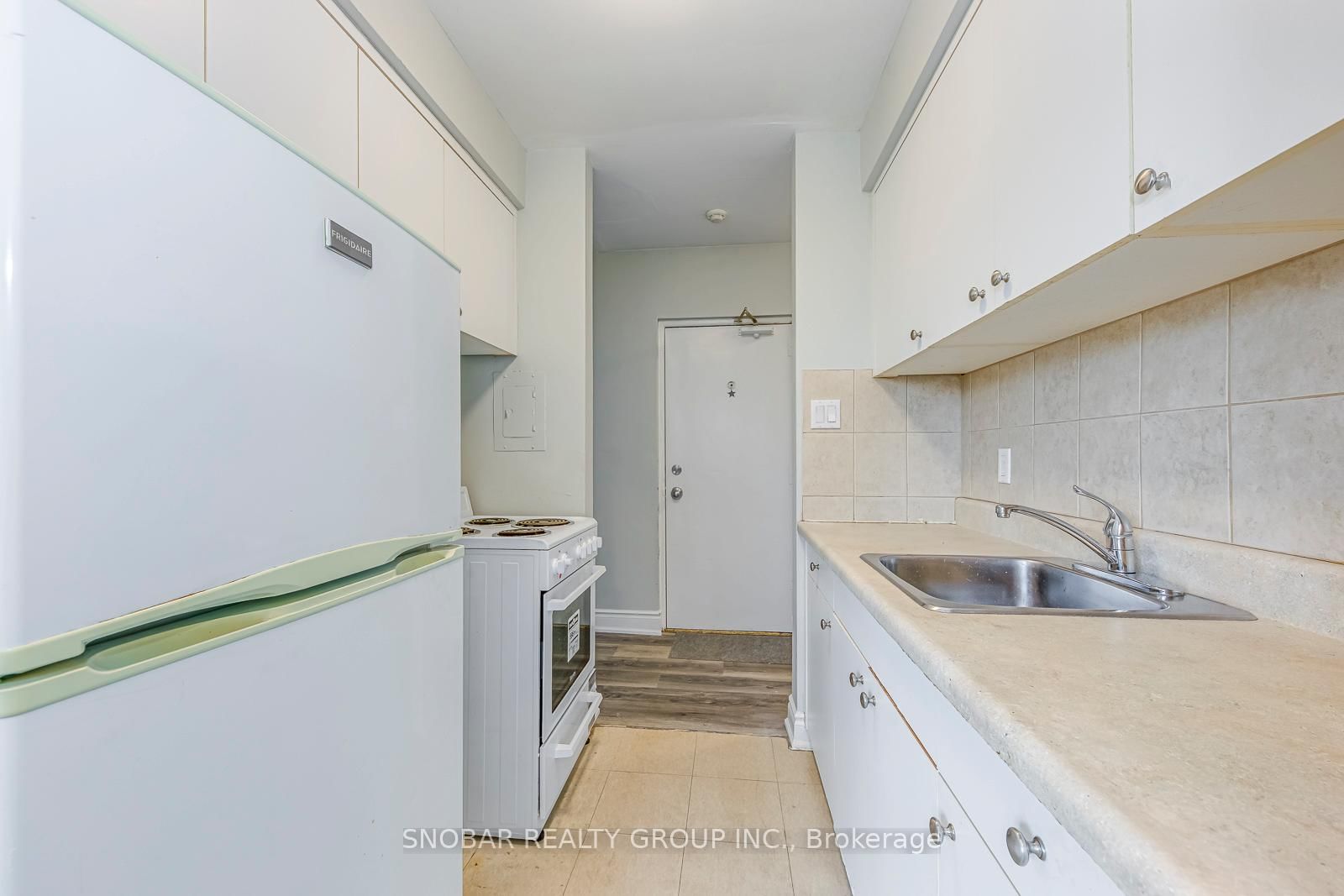 17 Station Road, Unit #11 - Photo 5