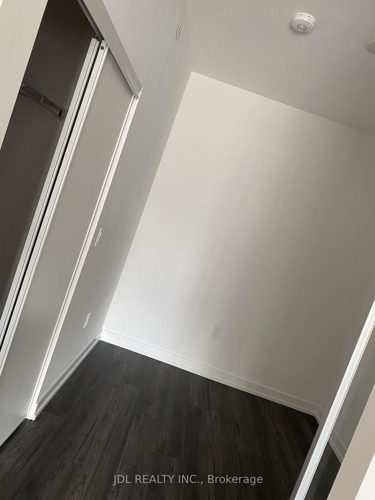 10 De Boers Drive, Unit 508 - Photo 6