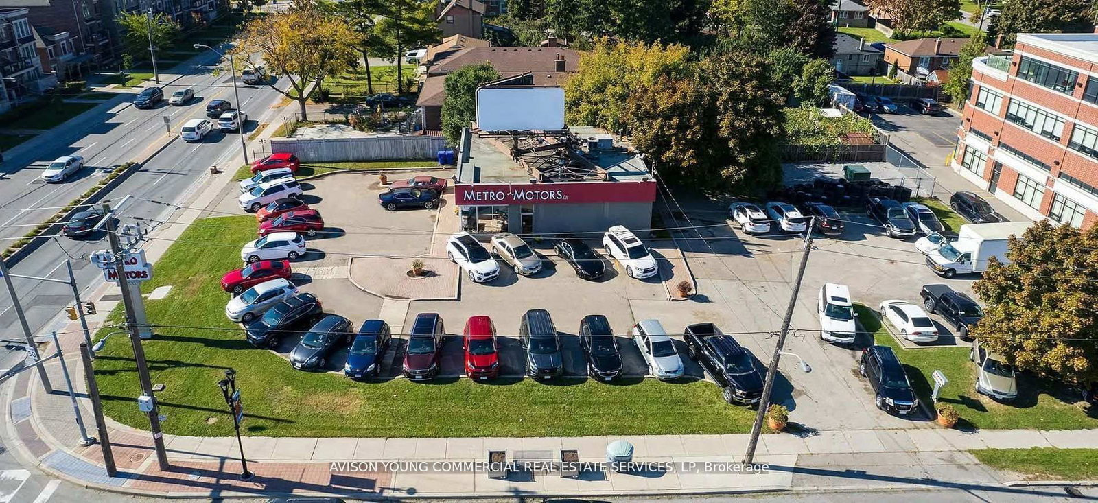 2310 Sheppard Avenue W - Photo 2