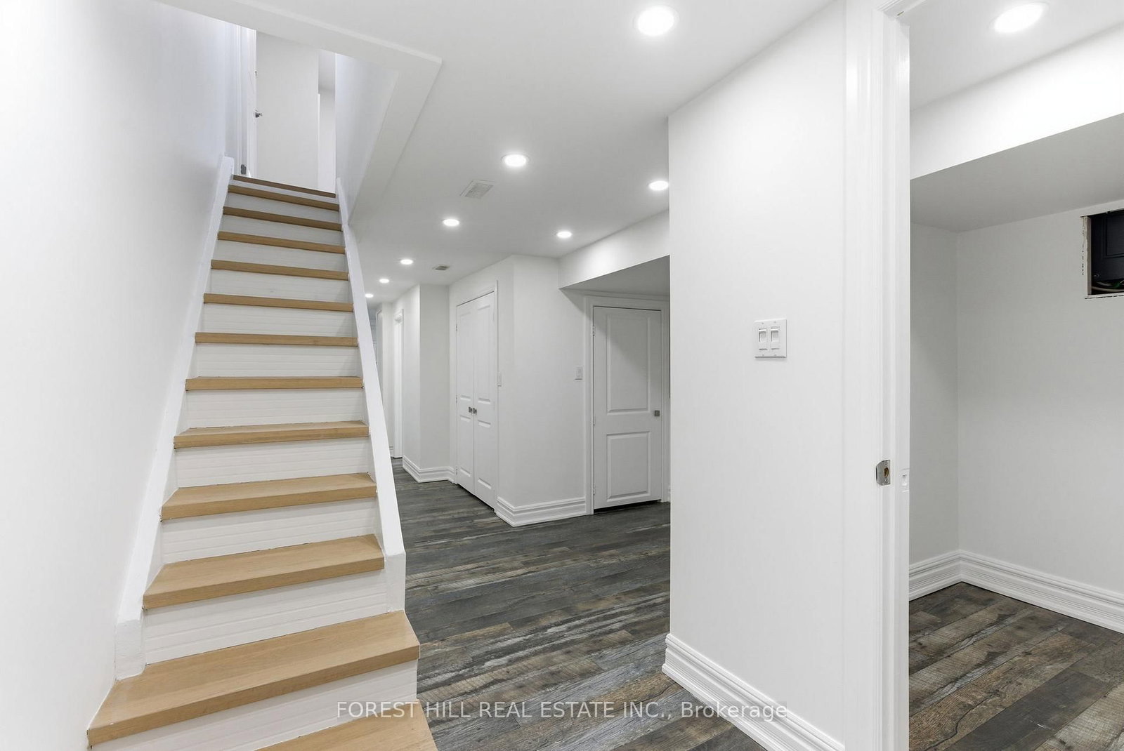 1297 Davenport Road - Photo 25