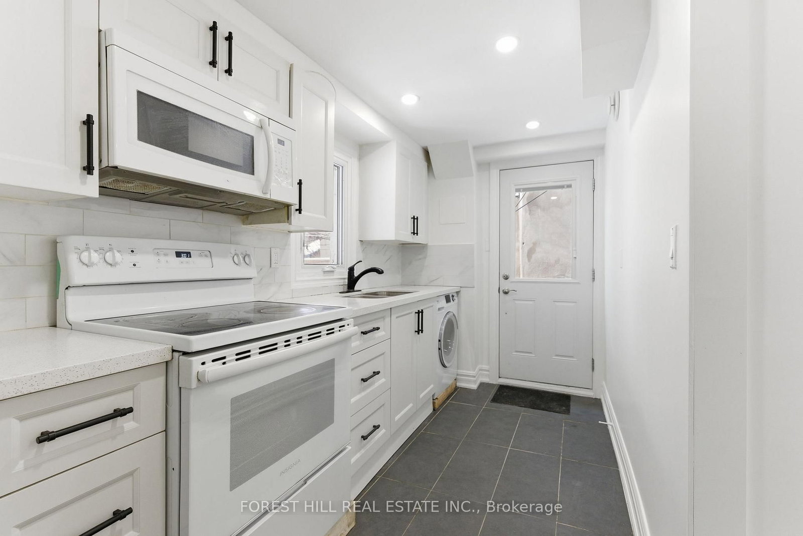 1297 Davenport Road - Photo 28