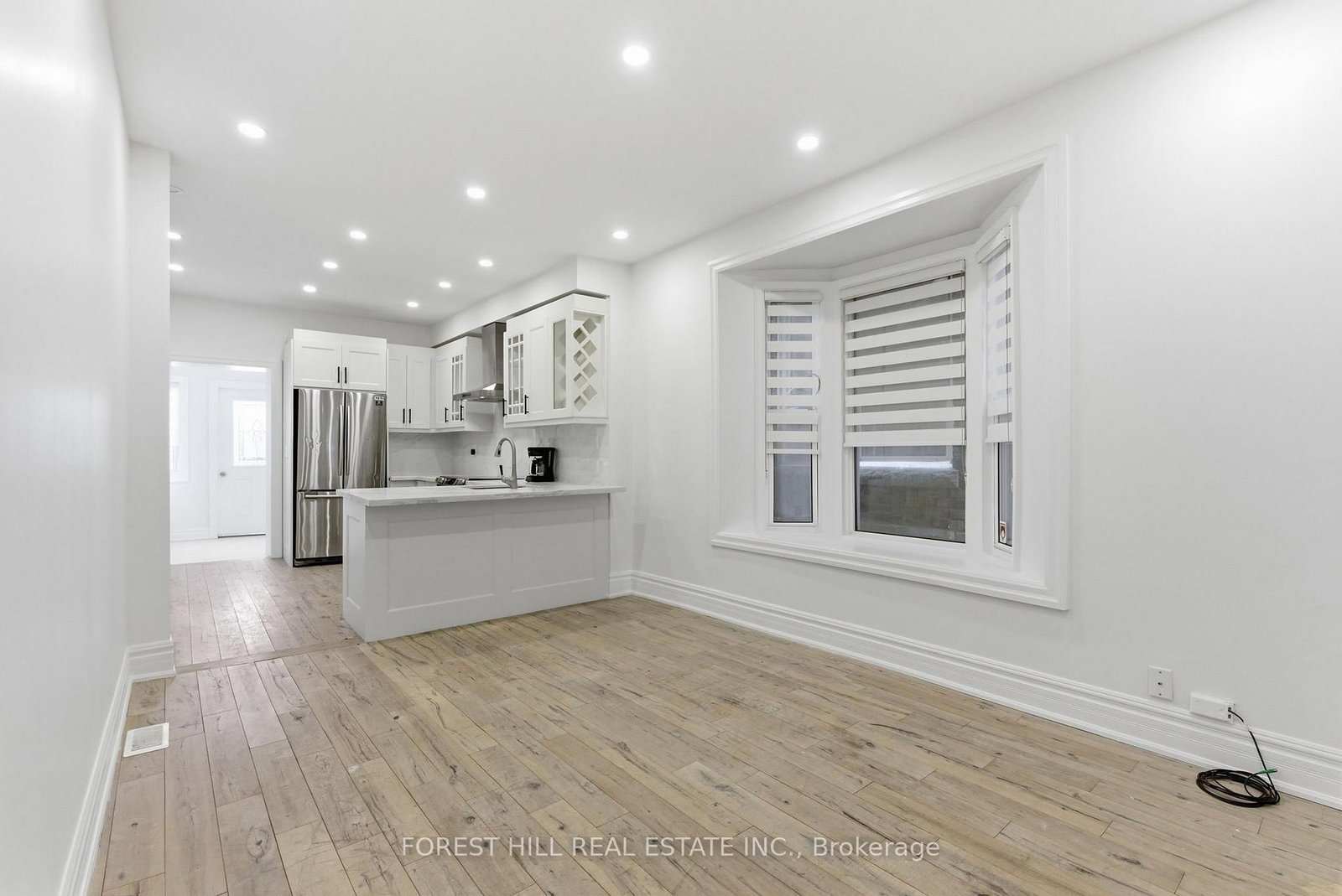 1297 Davenport Road - Photo 4