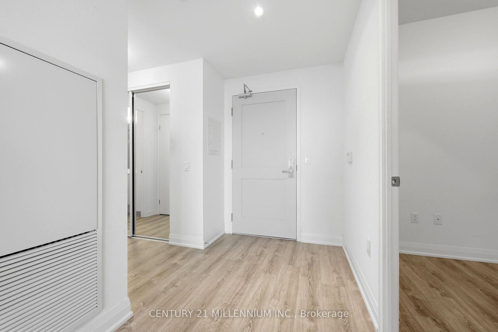 10 Gibbs Road, Unit 1013 - Photo 22