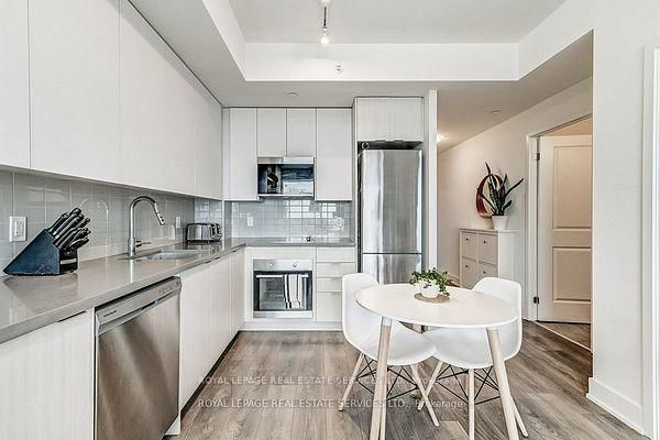 297 Oak Walk Drive, Unit 901 - Photo 9