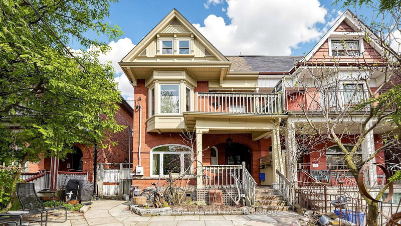 26 MACDONELL Ave, Toronto, M6R 2A2 | Image 2