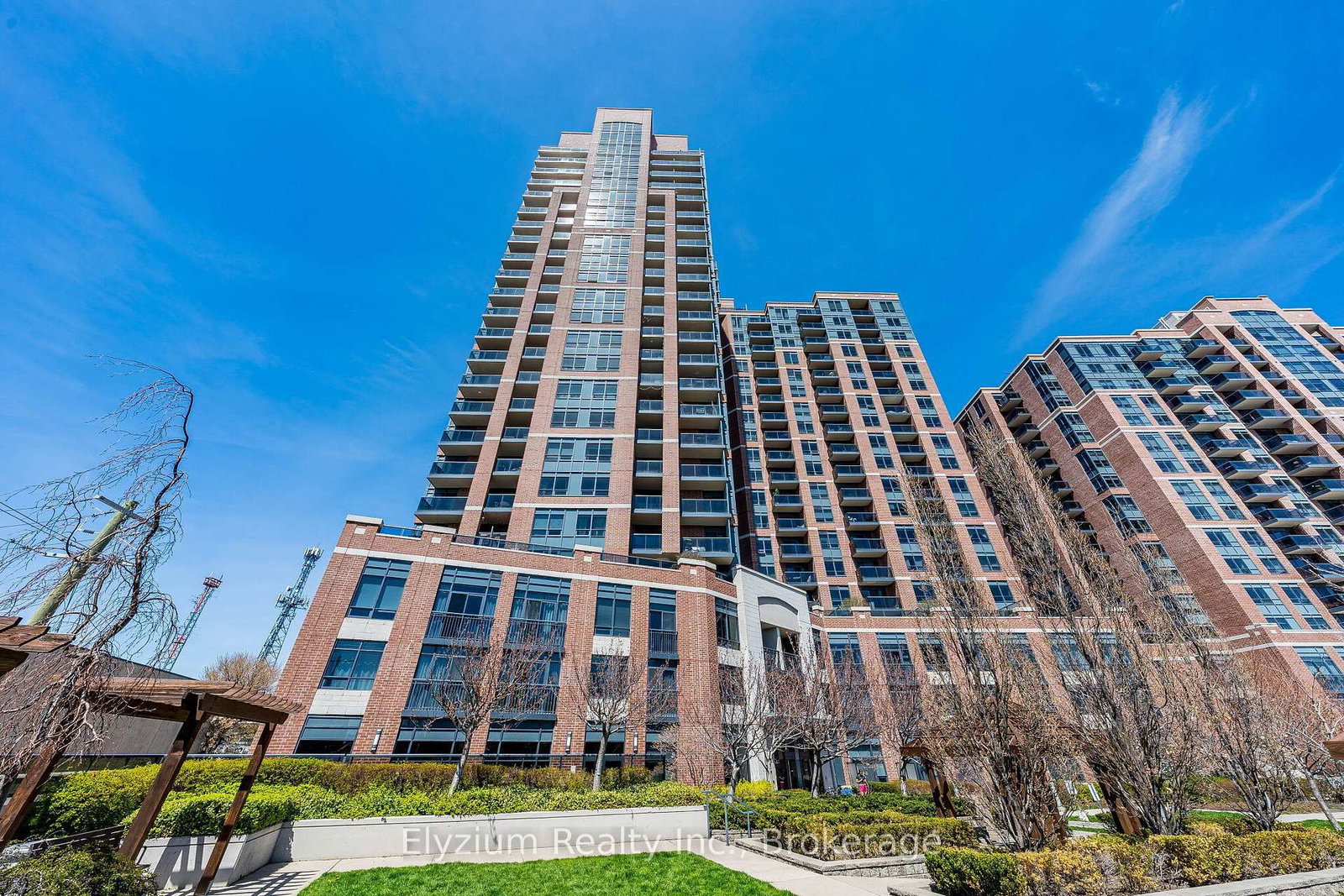 60 Heintzman Street, Unit 1902 - Photo 38
