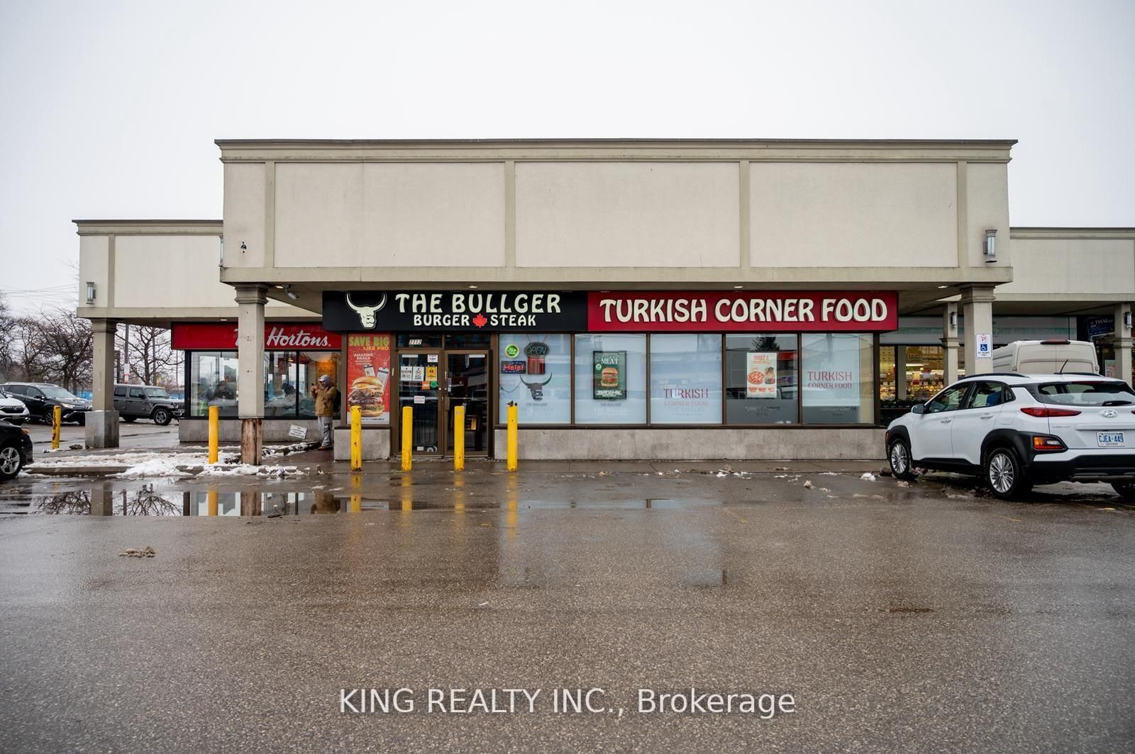 2712 KEELE Street - Photo 24