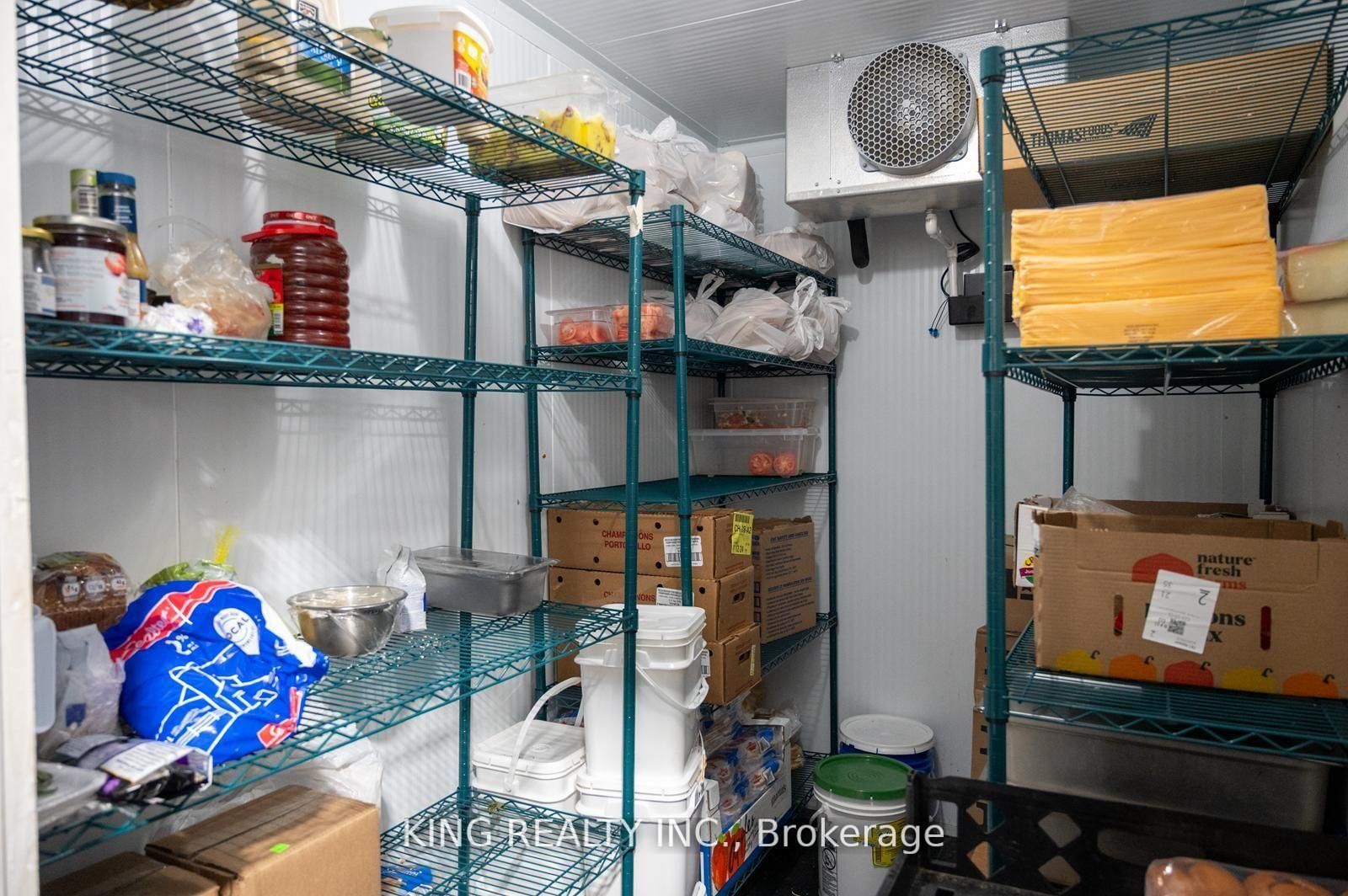 2712 KEELE Street - Photo 41