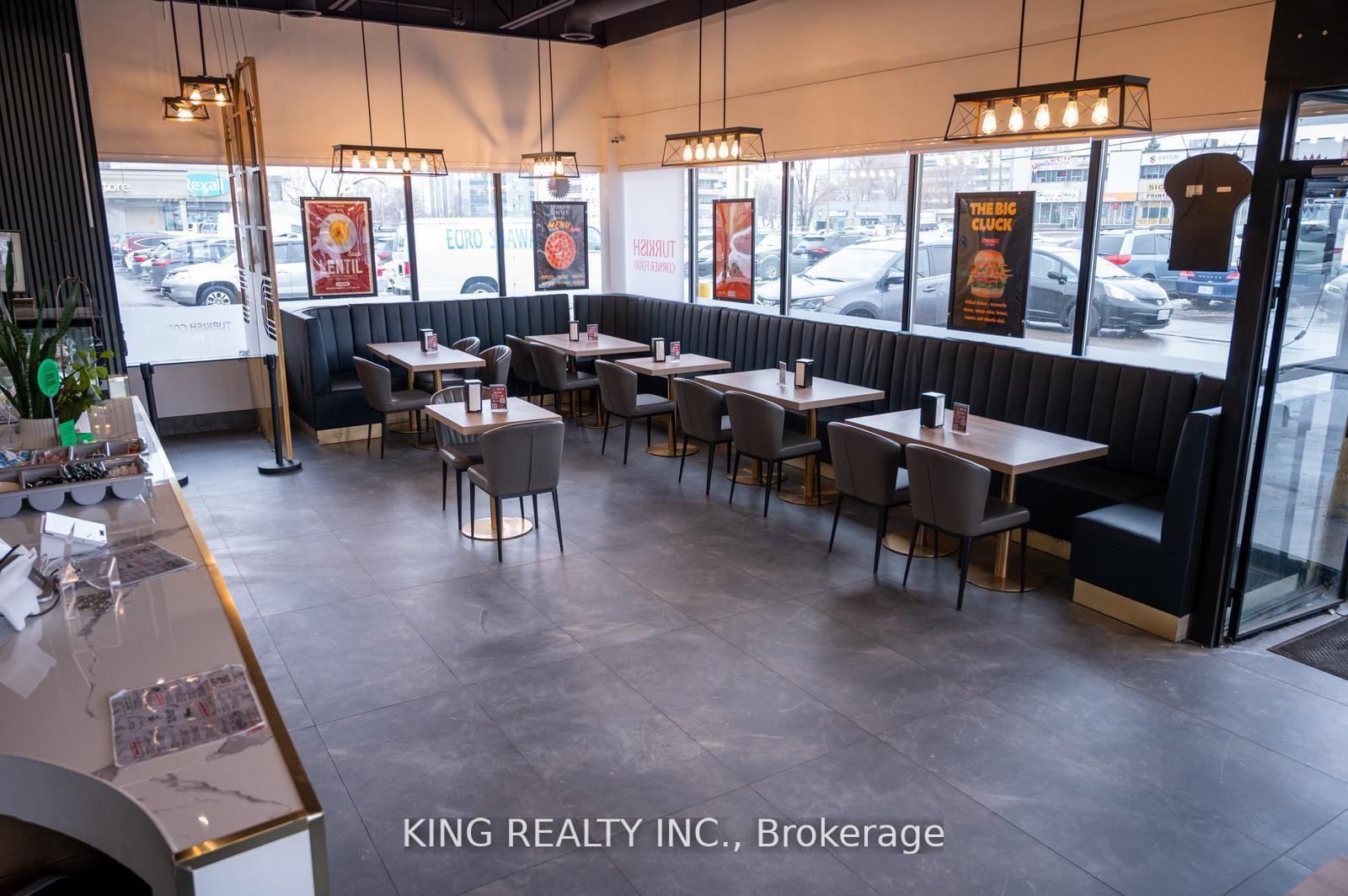 2712 KEELE Street - Photo 6