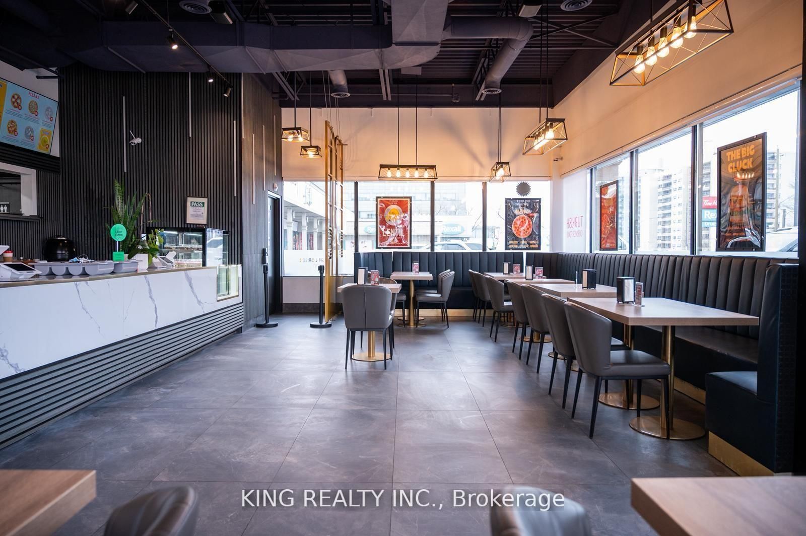 2712 KEELE Street - Photo 8