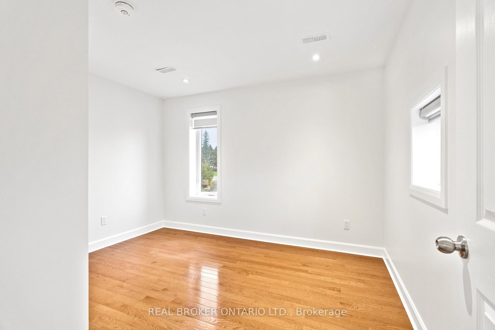 119 Tremaine Road - Photo 15