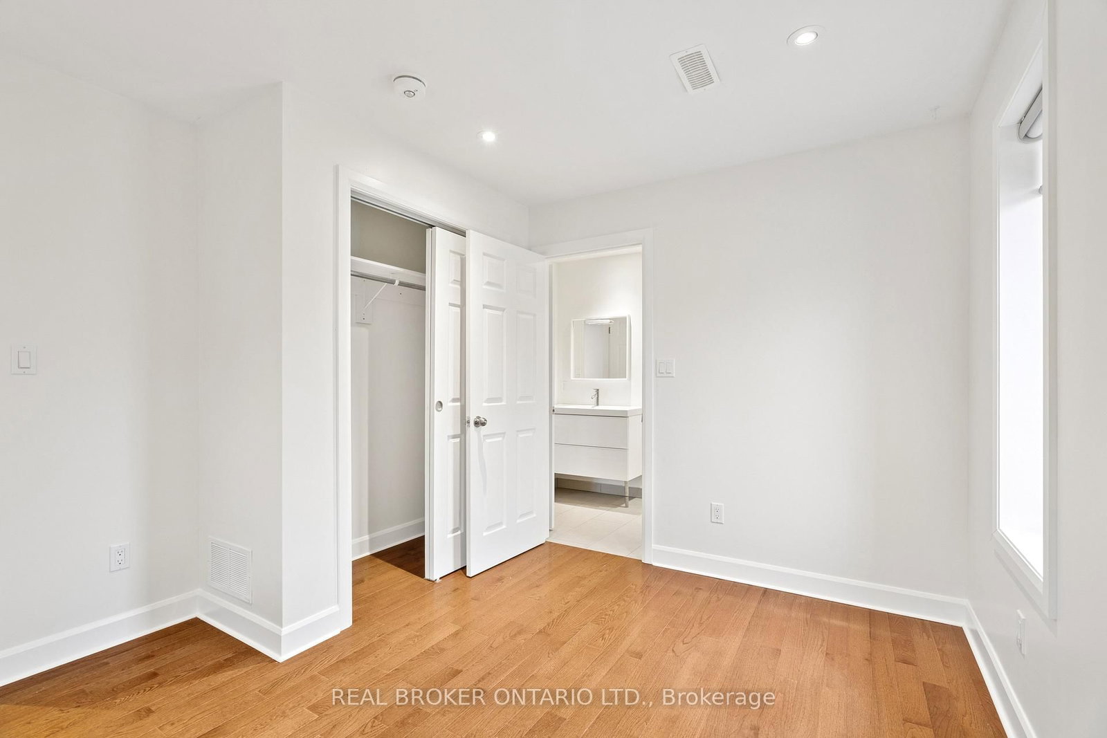 119 Tremaine Road - Photo 17