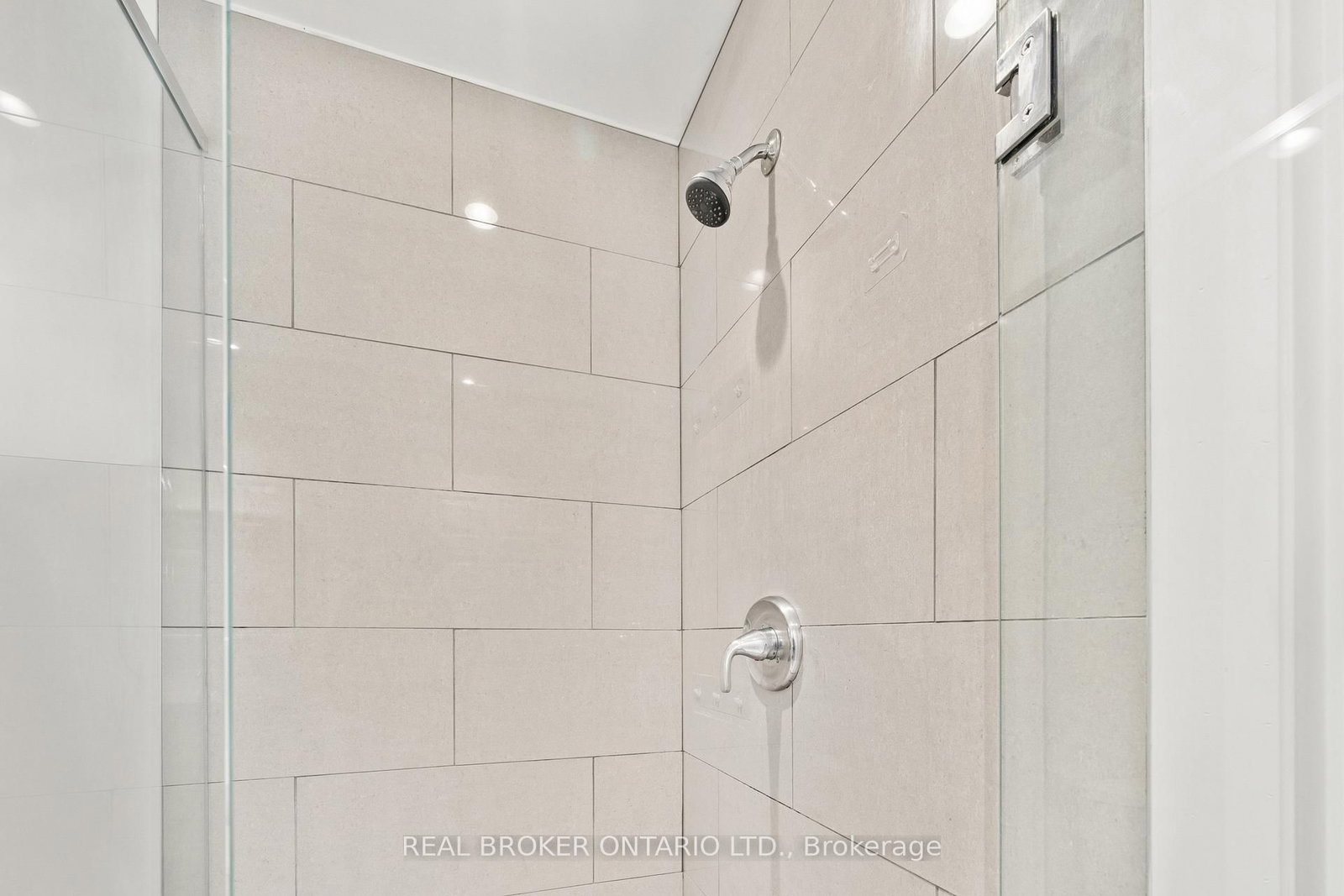 119 Tremaine Road - Photo 26