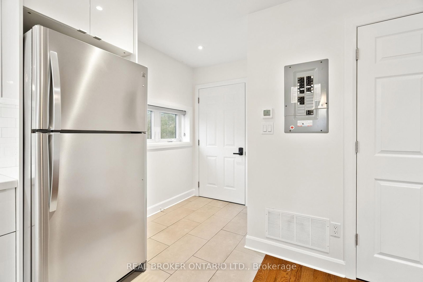 119 Tremaine Road - Photo 7