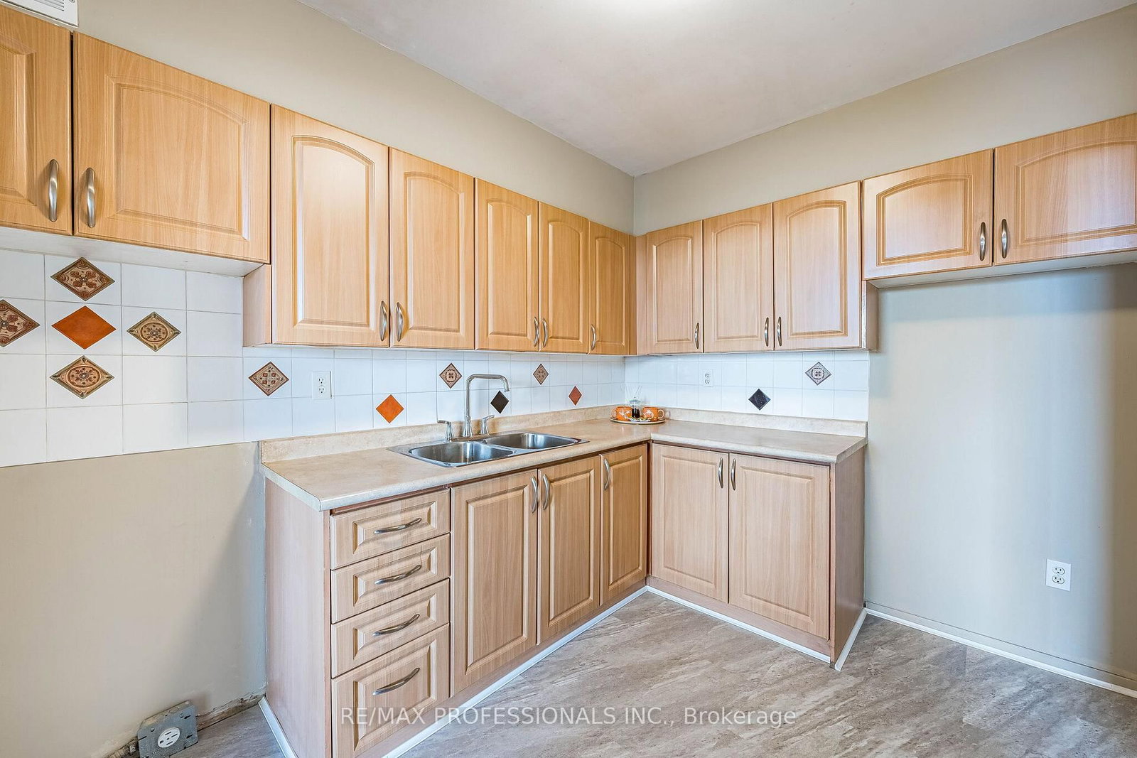 551 The West Mall, Unit 1618 - Photo 10