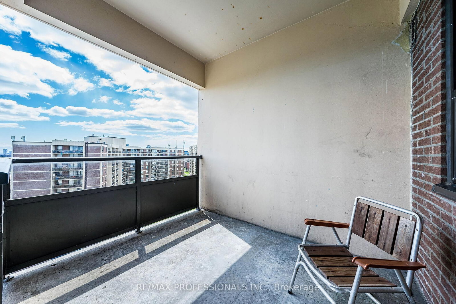 551 The West Mall, Unit 1618 - Photo 18