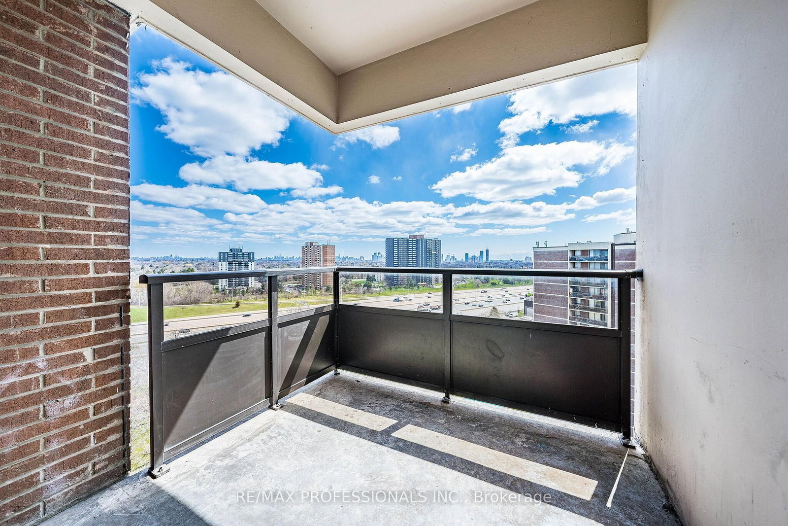 551 The West Mall, Unit 1618 - Photo 19