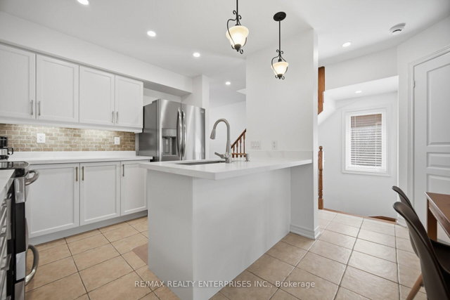 2339 Saddlecreek Crescent