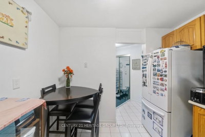 2323 Confederation Mississauga,ON L5B 1R6 — Photo 14