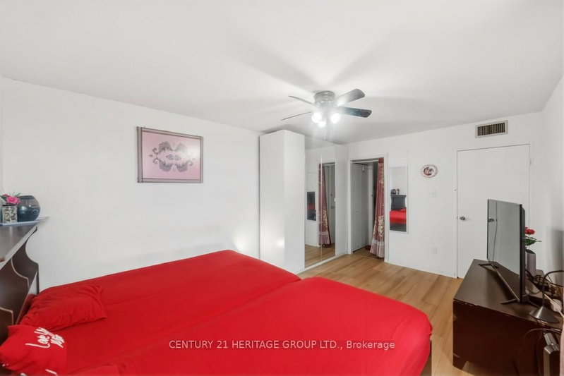 2323 Confederation Mississauga,ON L5B 1R6 — Photo 18