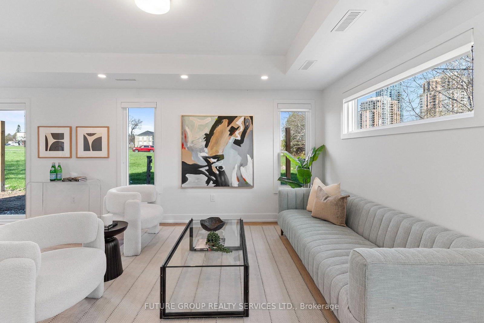 15 Acorn Avenue, Unit Unit 5 - Photo 2