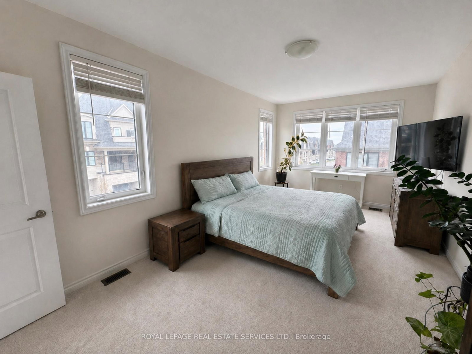 1434 National Common - Photo 6