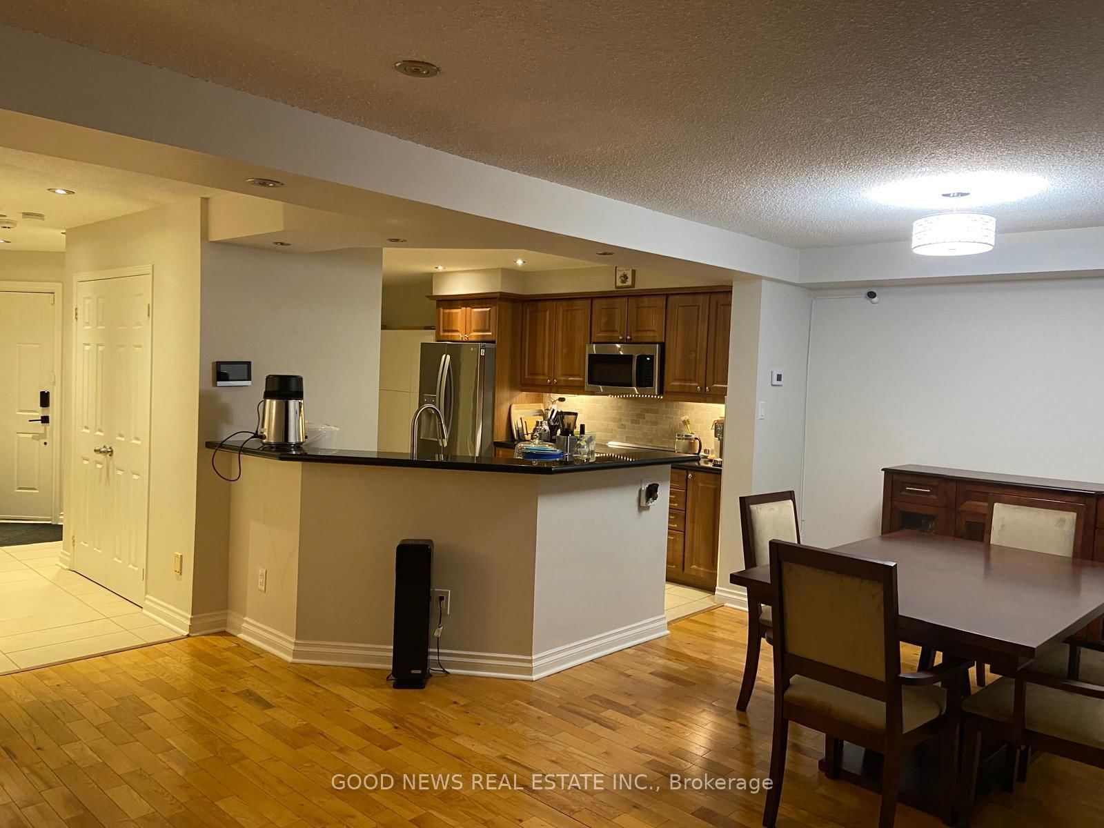 1725 The Chase, Unit 31 - Photo 5