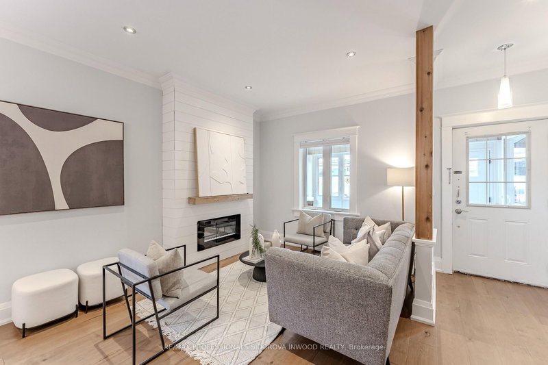 640 Runnymede Rd, Toronto, M6S 3A2 | Image 2