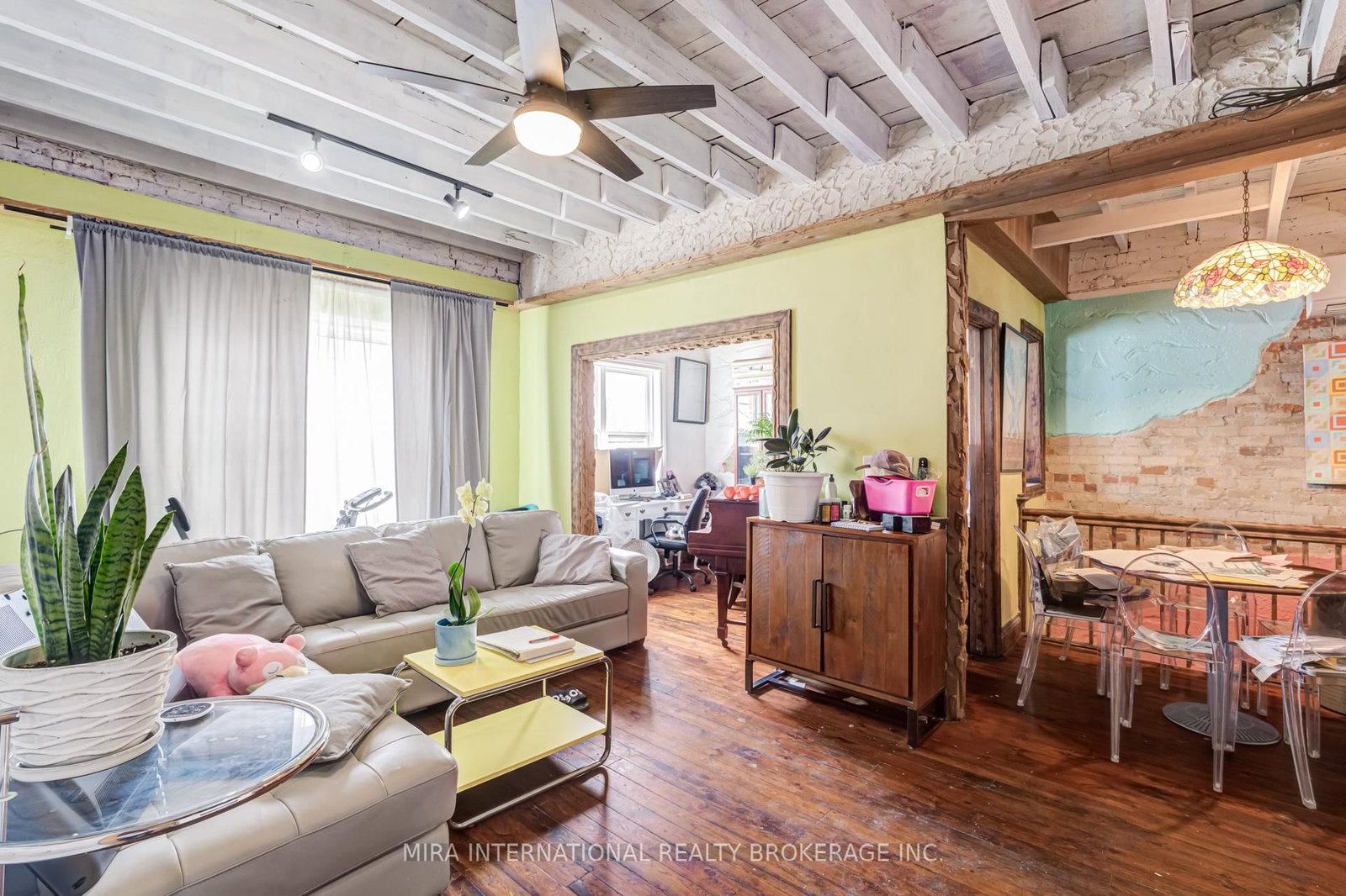 164 The Queensway - Photo 15