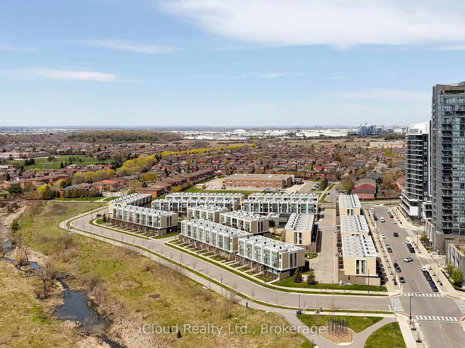 50 Eglinton Avenue W, Unit PH10 - Photo 46