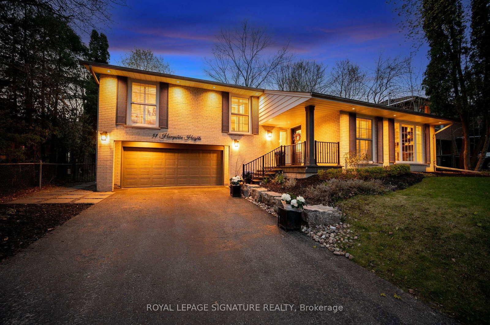 Detached House for sale at 51 Hampshire Heights, Toronto, Ontario, M9B 2K5 - Islington-City Centre West - MLS: W13056422