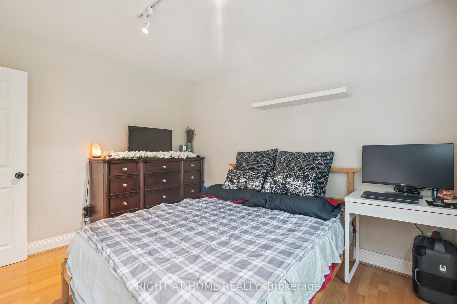 2343 Mountainside Drive - Photo 21