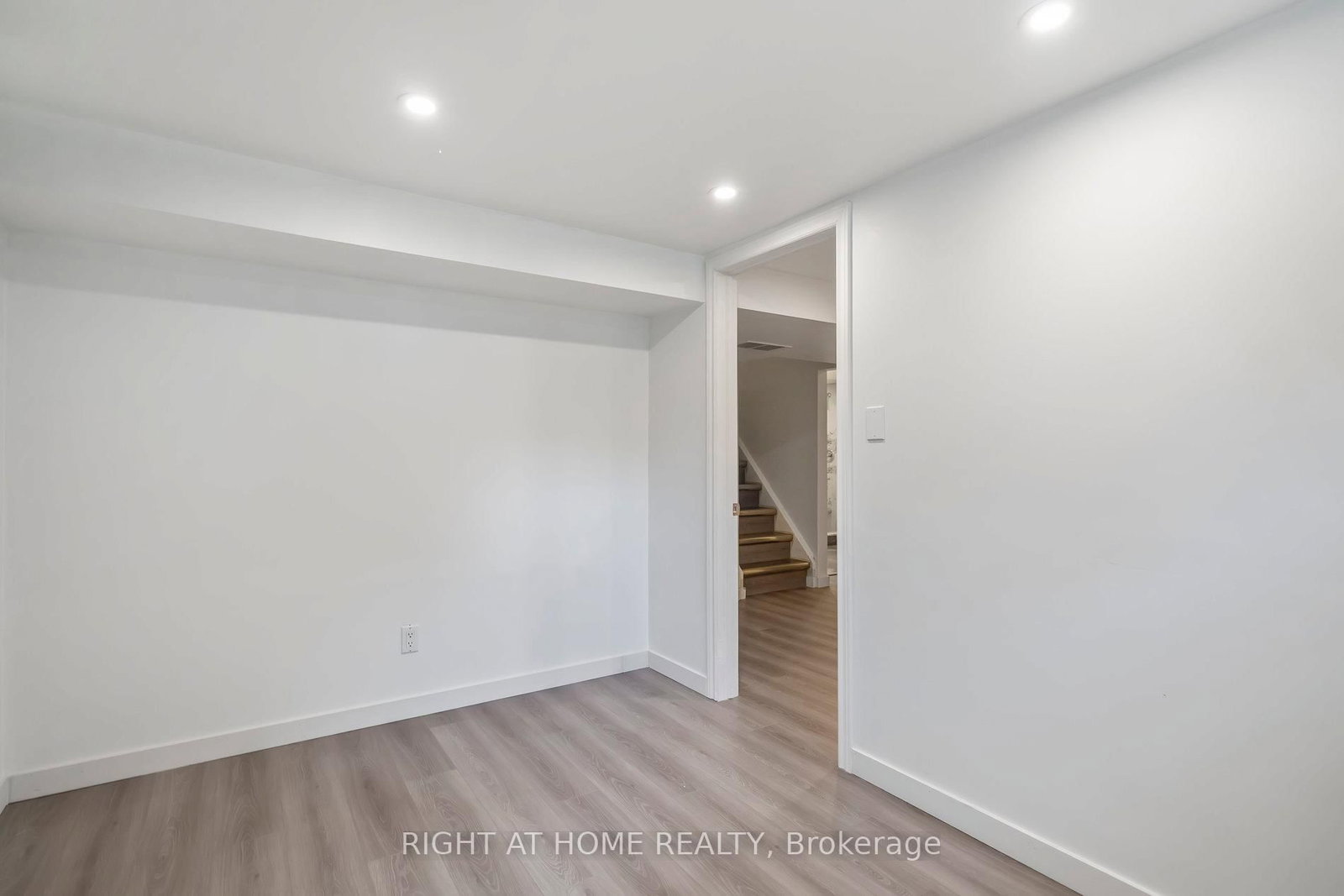 2343 Mountainside Drive - Photo 31