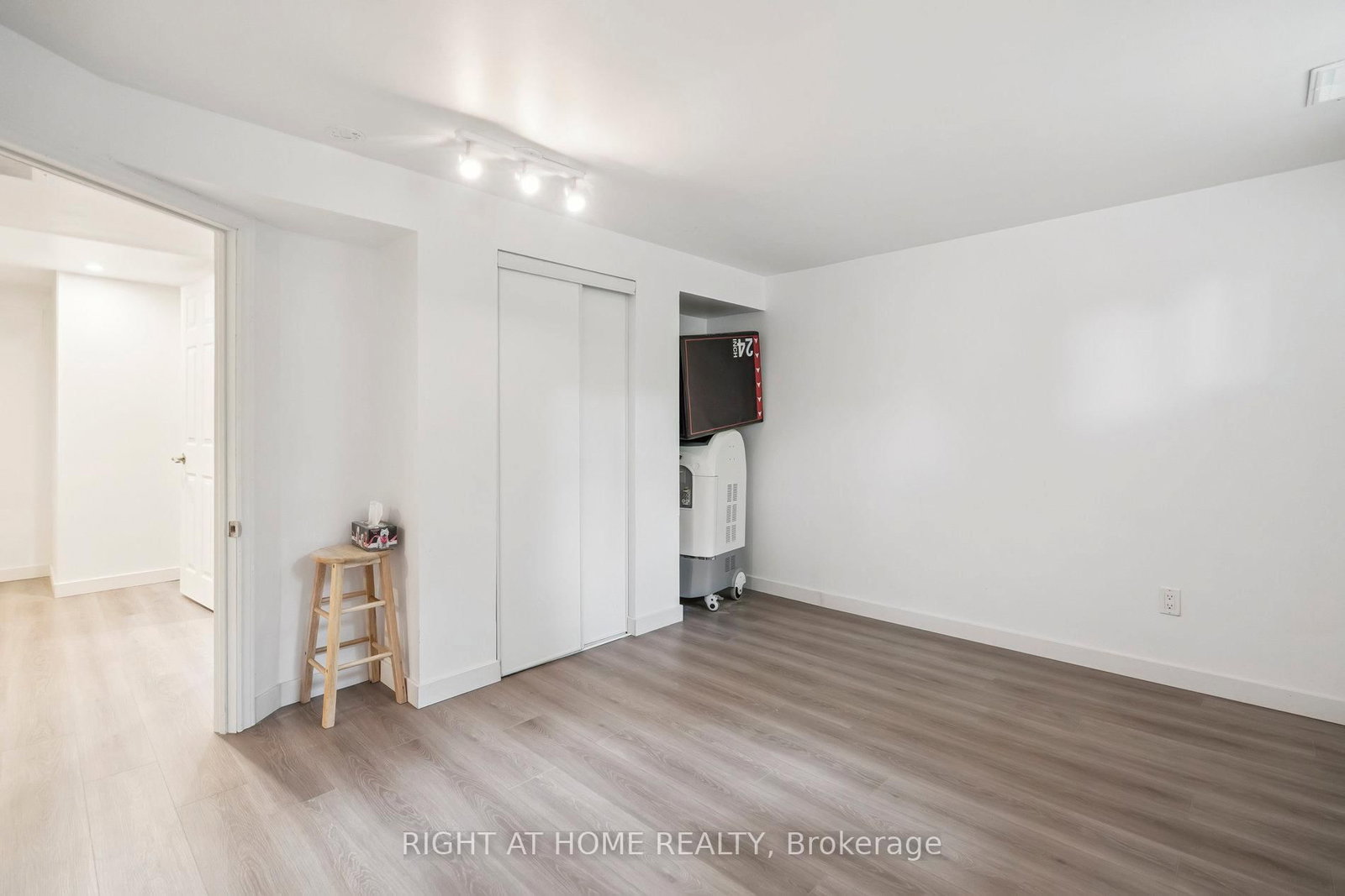 2343 Mountainside Drive - Photo 35