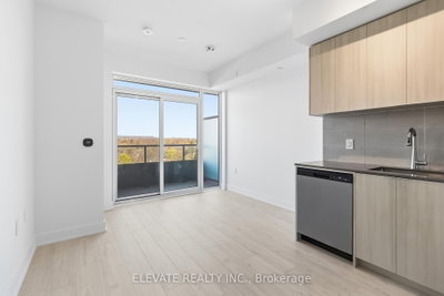 Unit 811 — 2088 James Street — photo 3
